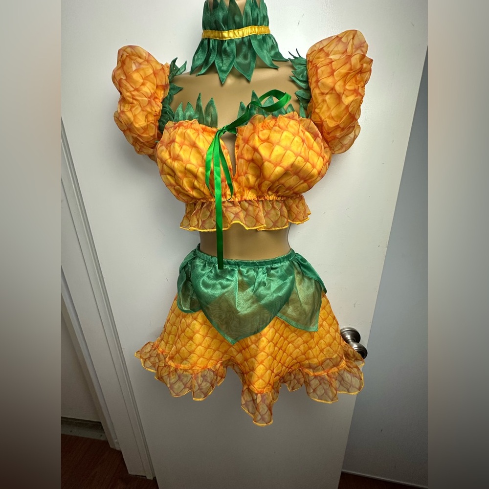 Dolls Kill Pineapple-Inspired Yellow & Green Ruffled Skirt Set
